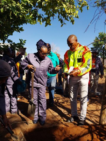 nelson mandela cleanup2